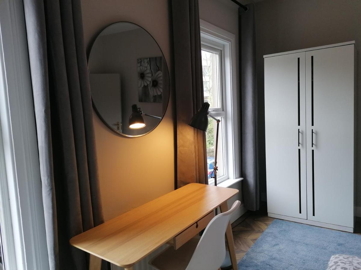 Hébergement de vacances Stunning 3 Bedroom Townhouse In The Heart Of