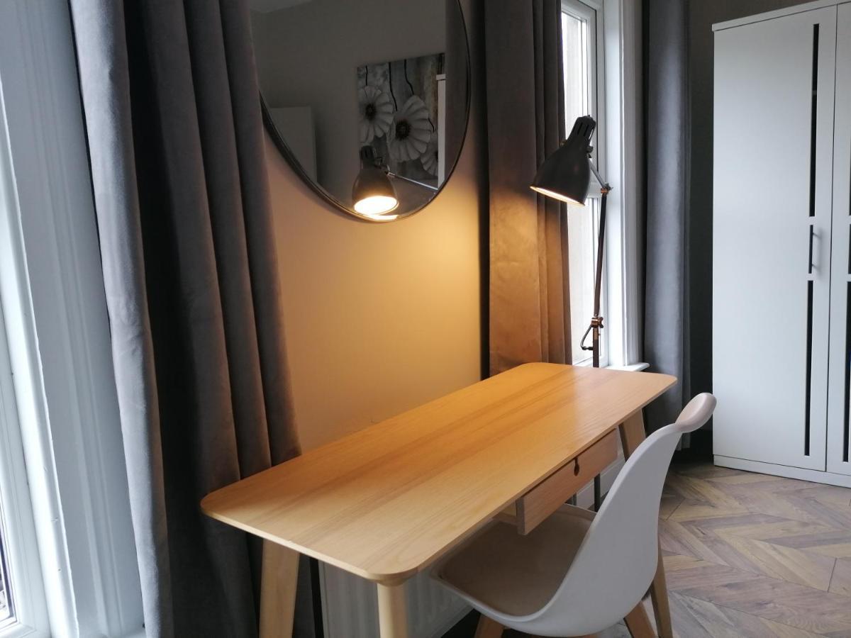 Hébergement de vacances Stunning 3 Bedroom Townhouse In The Heart Of