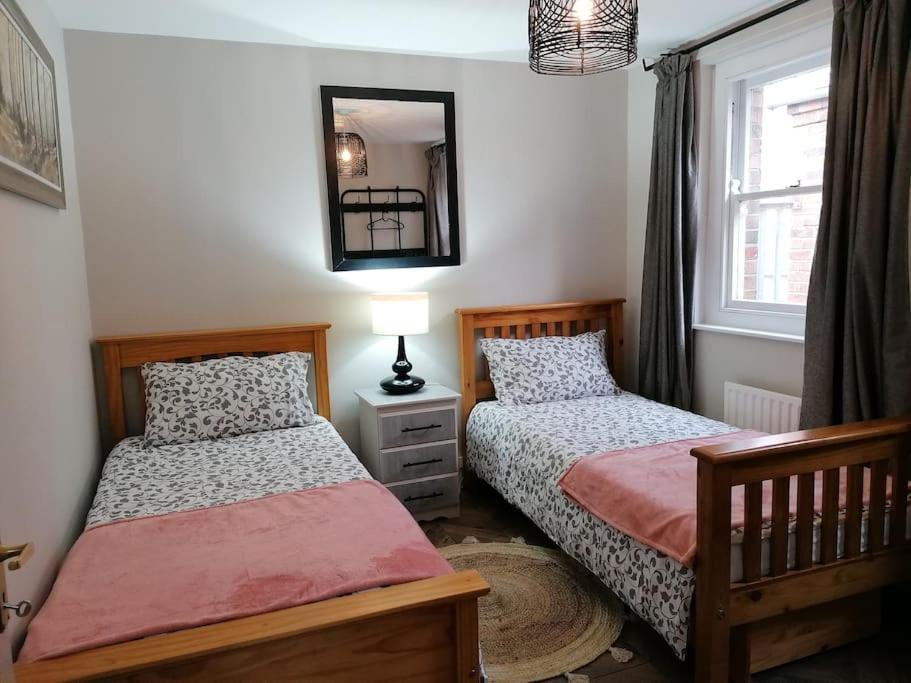 Stunning 3 Bedroom Townhouse In The Heart Of Hébergement de vacances Belfast